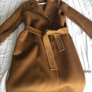NWOT Goerous cashmere coat size 10
